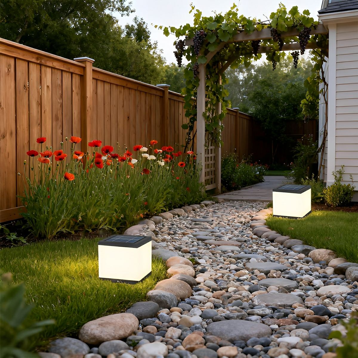 Waterproof Solar Square Cubes Outdoor LED Post Light